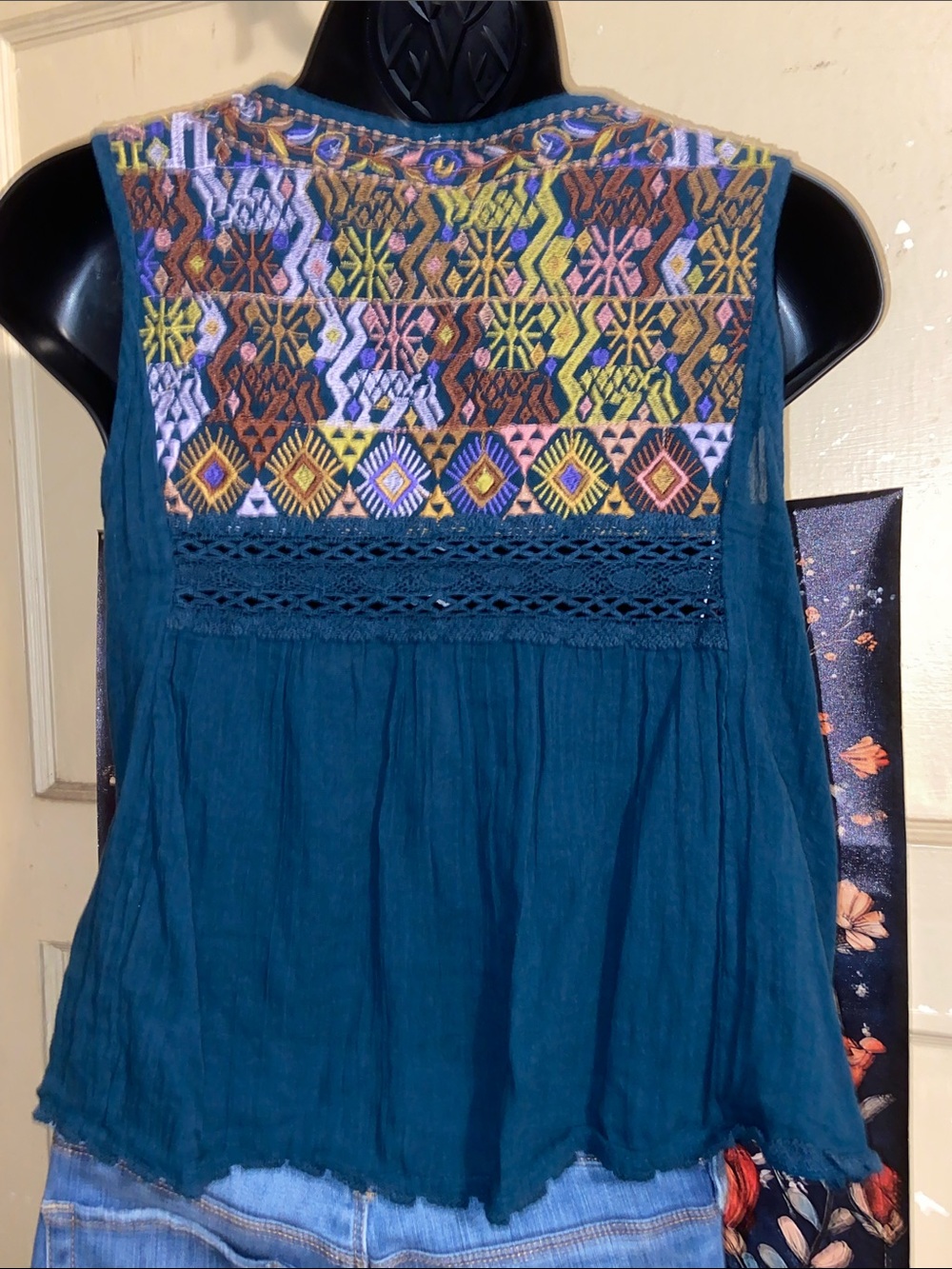 LOHRI BOHO TEAL TOP FREE PEOPLE Cropped Embroidered Tassels Sleeveless - Picture 3 of 5